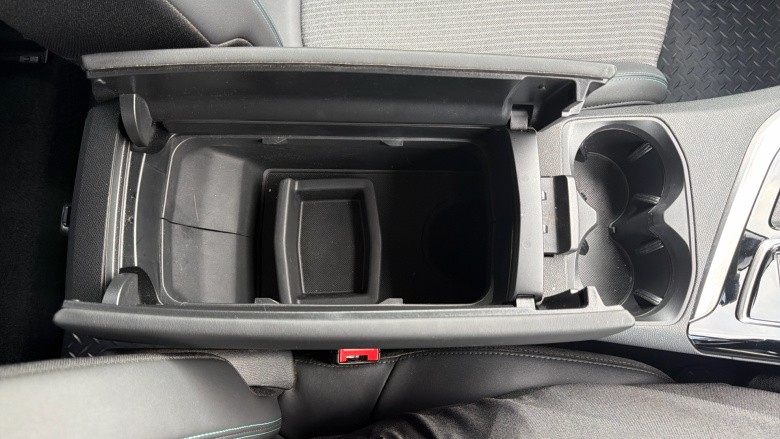 Peugeot 5008 1.2 PureTech Allure Premium+ 5dr EAT8 Petrol Estate